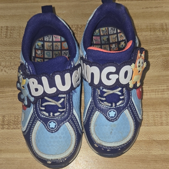 Ground Up Other - Bluey Size 9 Boys Velcro Tennis Shoes